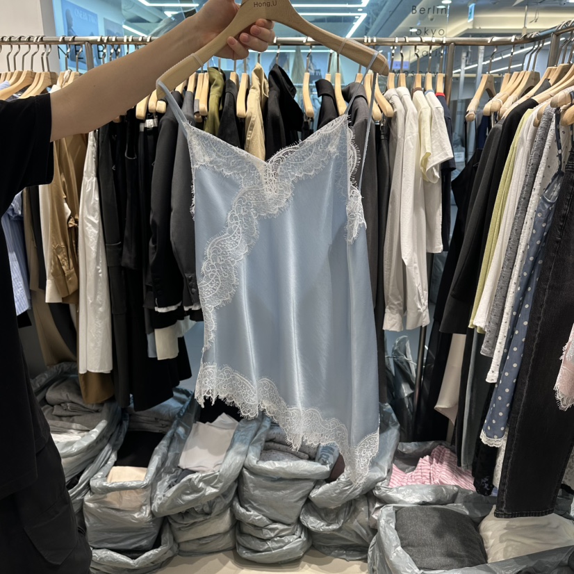 HONG.U韓國直郵實拍女裝新品人氣休閑26春夏吊帶背心緞面HONG.U吊帶/背心圖色2