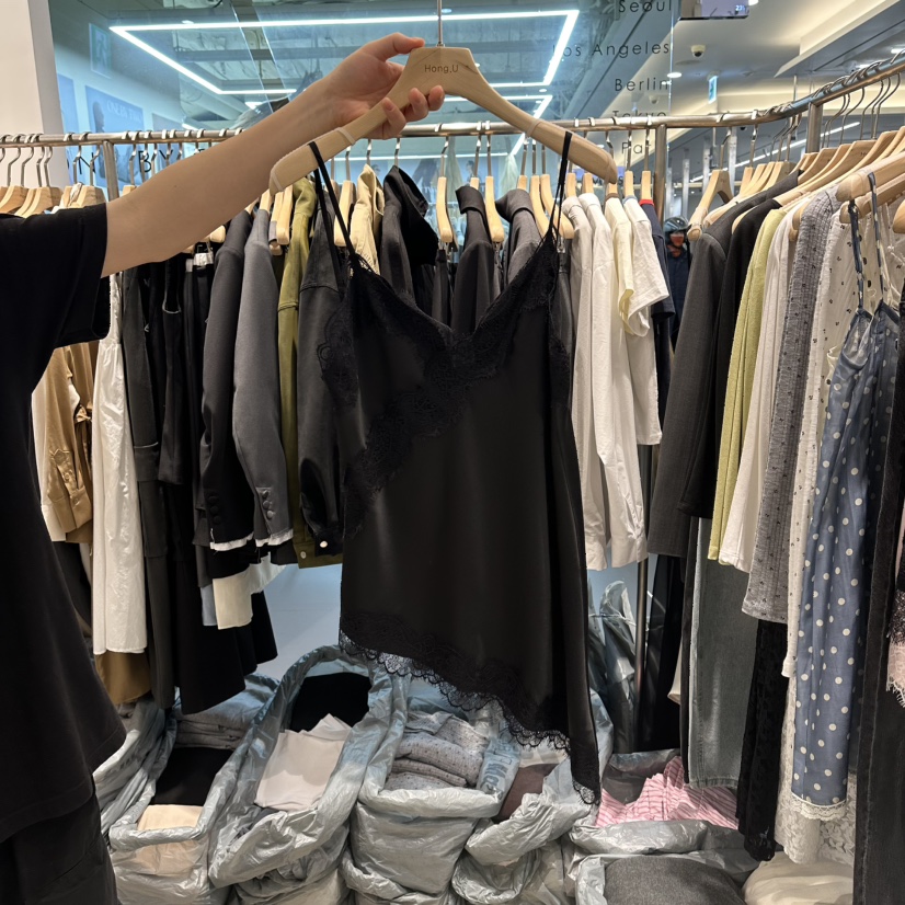 HONG.U韓國直郵實拍女裝新品人氣休閑26春夏吊帶背心緞面HONG.U吊帶/背心圖色3