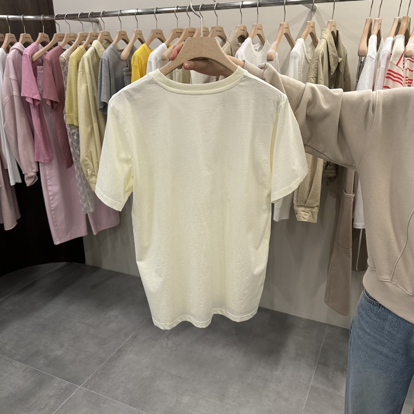 URBANSTORY/REMAKING韓國東大門代購女裝新款職業人氣T恤Remaking/URBANSTORYT恤