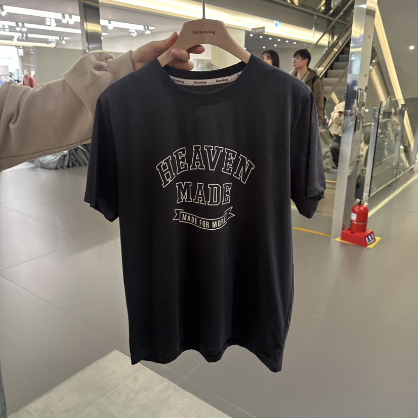 URBANSTORY/REMAKING韓國東大門代購女裝新款職業人氣T恤Remaking/URBANSTORYT恤圖色2