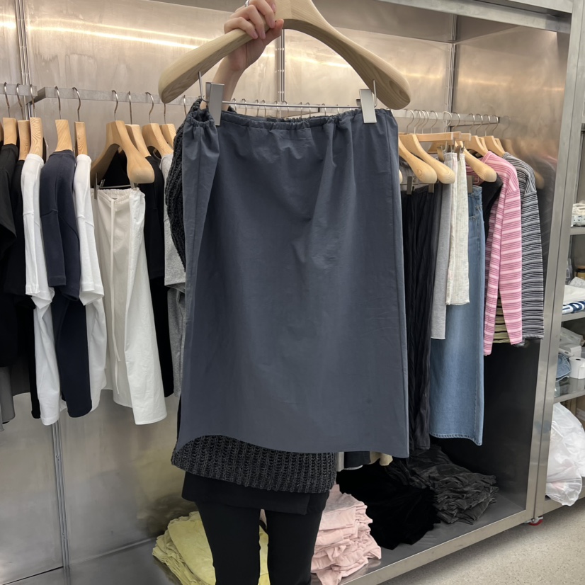 ESSENCE韓國代購女裝新品職業真品熱賣人氣推薦半身裙中短裙ESSENCE半身裙/中短裙