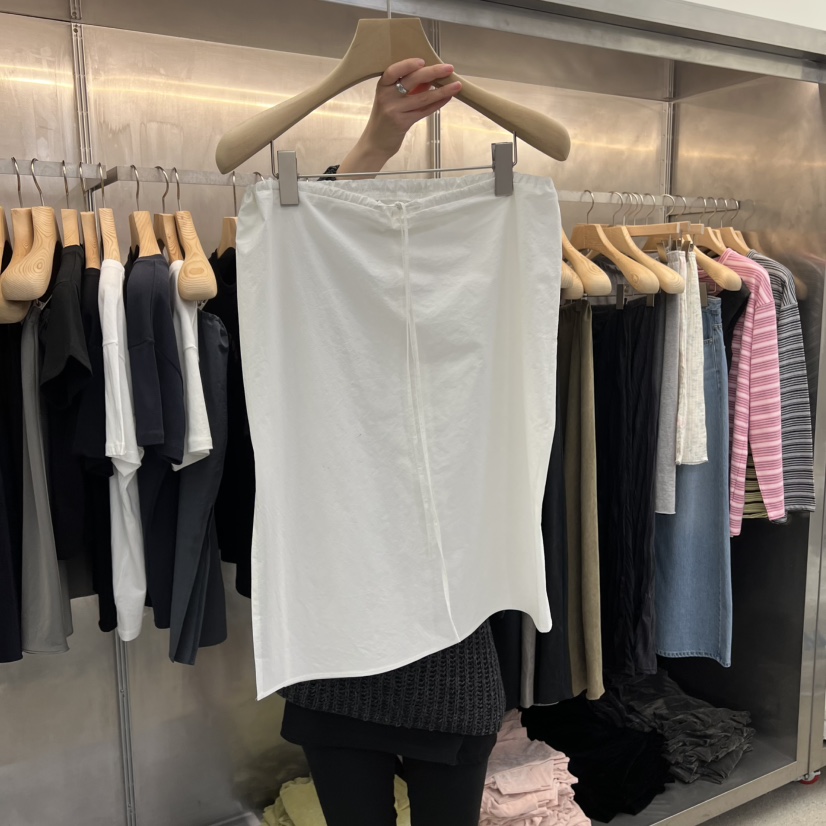 ESSENCE韓國代購女裝新品職業真品熱賣人氣推薦半身裙中短裙ESSENCE半身裙/中短裙圖色1