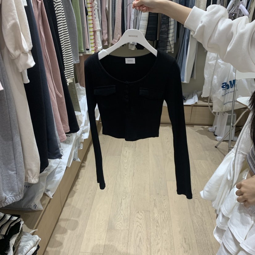 MEMOIRE韓國東大門代購女裝新款推薦26春夏長袖T恤口袋紐扣MEMOIRE長袖T恤圖色4