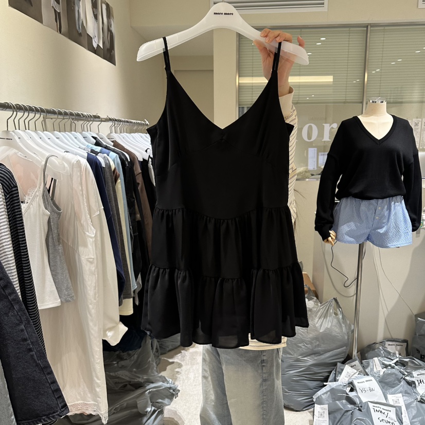 MOREMORE韓國東大門代購女士新款人氣26春夏吊帶背心雪紡more more吊帶/背心圖色2