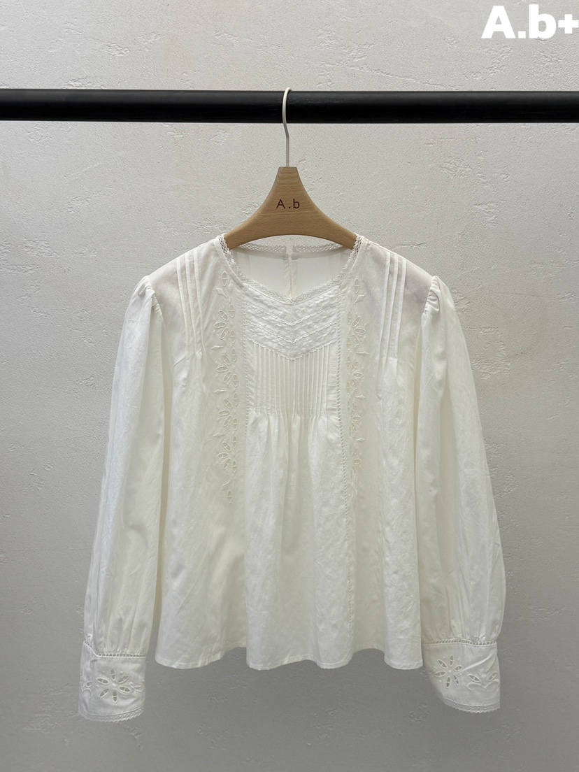 AUTUMN BEIGE PLUS韓國直郵女士新品熱賣推薦襯衫蕾絲衫A.b/AUTUMN BEIGE襯衫/蕾絲衫圖色1