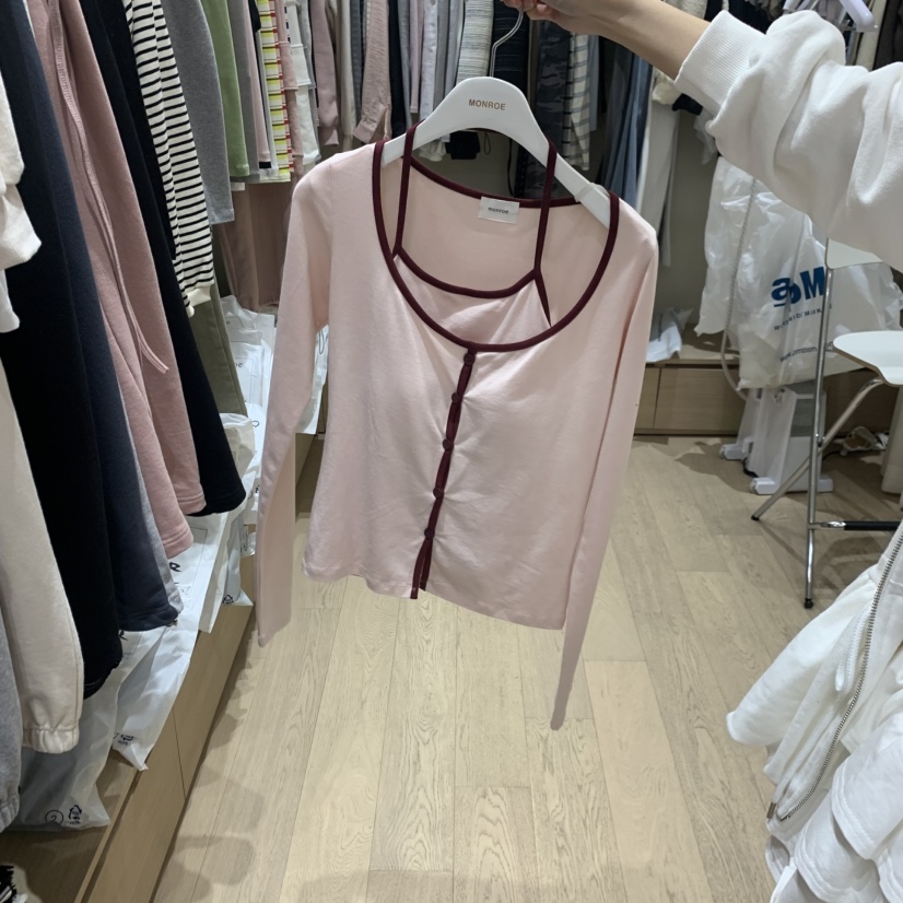 MEMOIRE東大門直郵女士新款職業時尚26春夏熱賣套裝羊毛衫MEMOIRE套裝圖色3