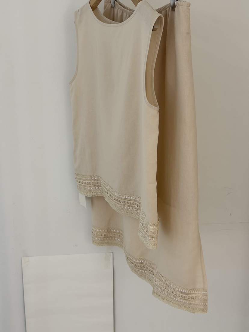 COMETE韓國直郵實拍女裝新品推薦休閑時尚職業26春夏吊帶背心COMETE吊帶/背心