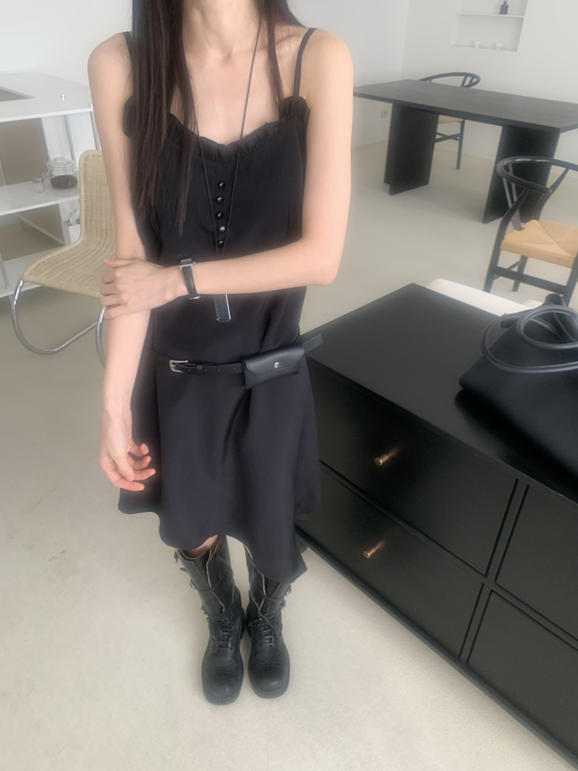 TRUE東大門實拍女裝新款26春夏職業推薦人氣真品時尚連衣裙TRUE連衣裙