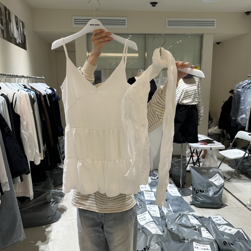 MOREMORE韓國東大門代購女裝新品職業吊帶背心含圍巾套裝more more吊帶/背心