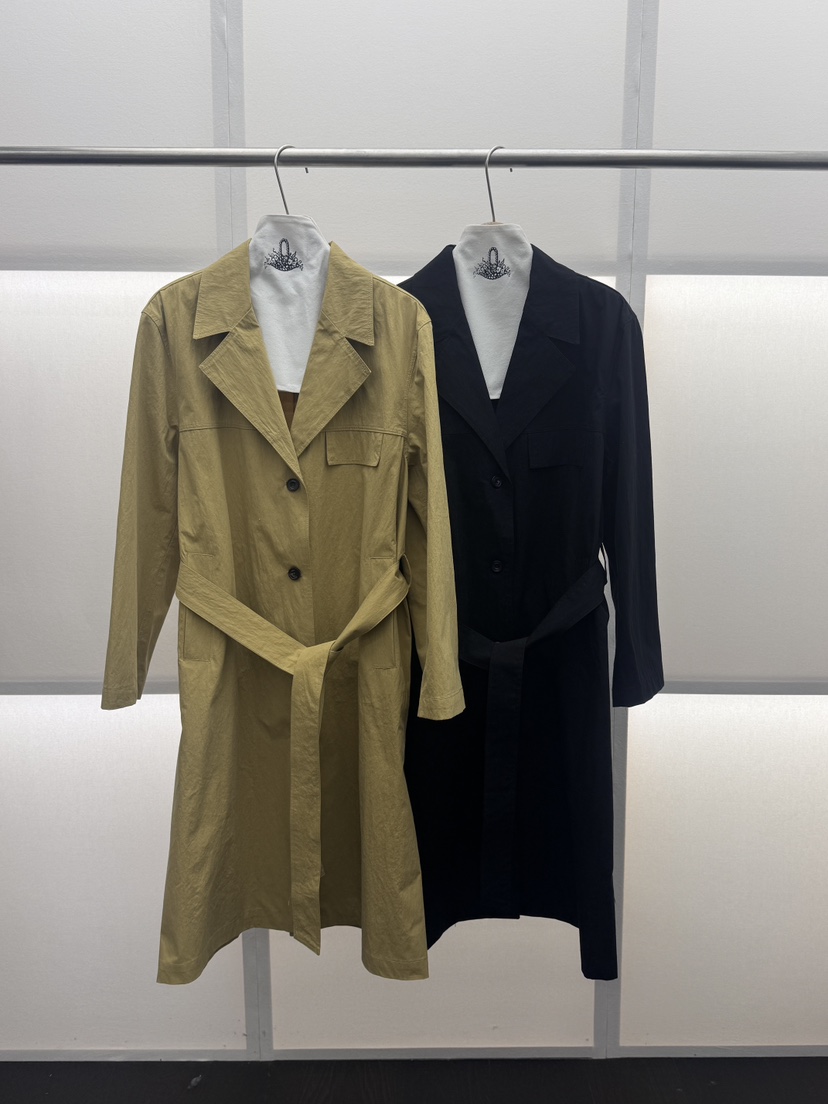 MILUI韓國代購女士新款人氣熱賣職業休閑推薦長款風衣含腰帶MILUI長款風衣