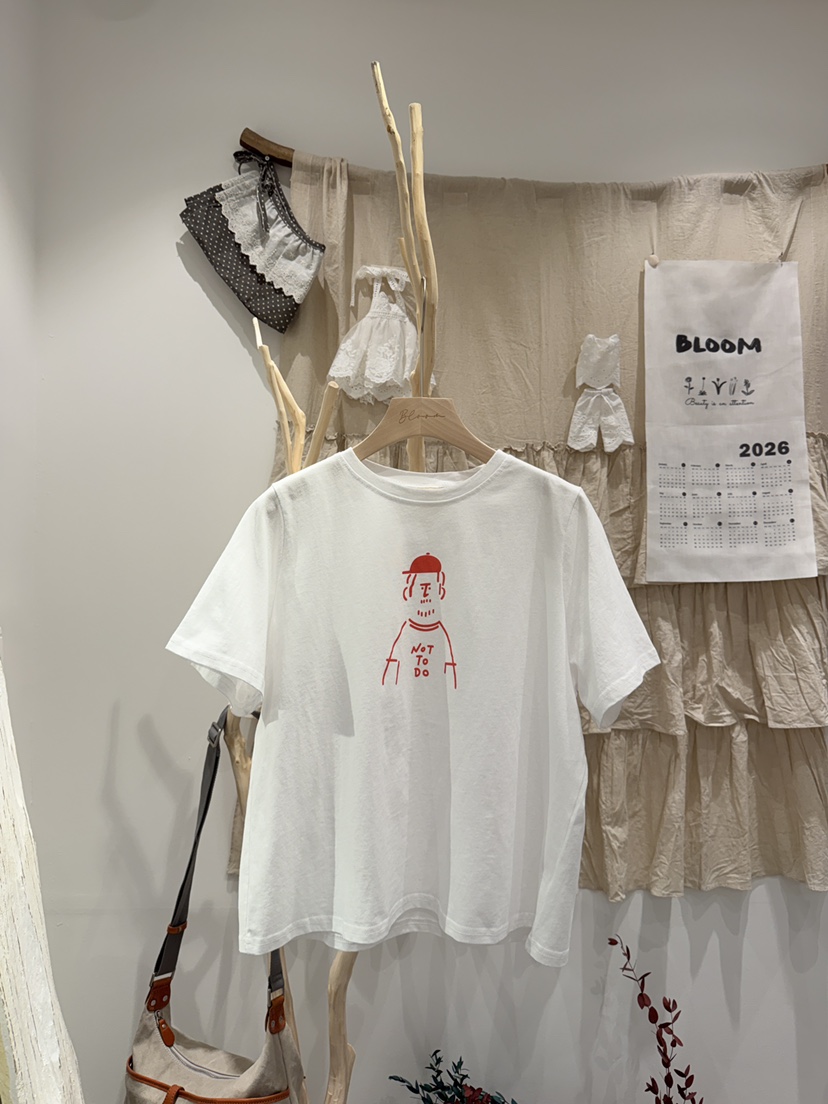 BLOOM韓國東大門直郵女士新品26春夏職業時尚推薦人氣T恤BLOOM-ST恤圖色2