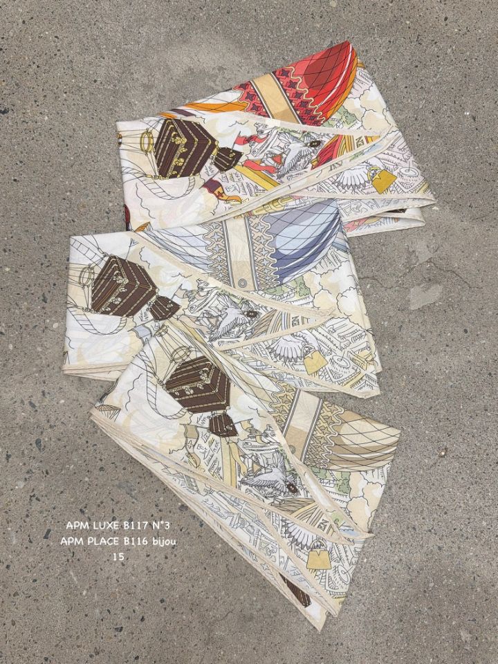 N3韓國直郵女裝新款時尚職業休閑人氣推薦熱賣圍巾披肩絲綢N3圍巾/披肩