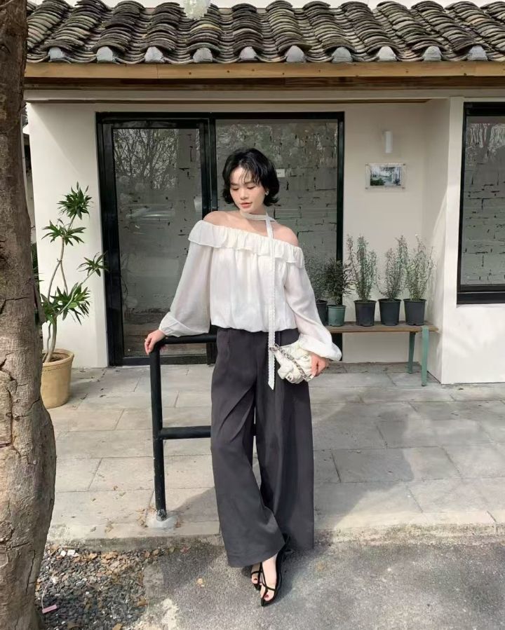 BOBBIE DOLL韓國直郵女裝新款職業人氣襯衫蕾絲衫含脖帶BOBBIE DOLL襯衫/蕾絲衫