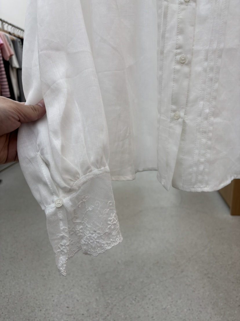 JUJU韓國東大門直郵女士新款26春夏休閑襯衫蕾絲衫蕾絲亞麻JUJU襯衫/蕾絲衫