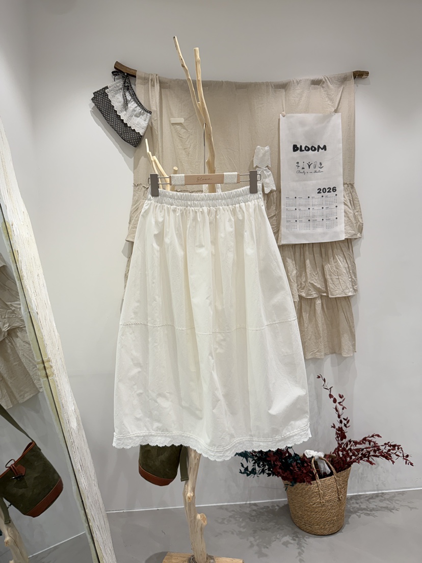 BLOOM韓國代購女士新款熱賣人氣26春夏休閑時尚職業長裙蕾絲BLOOM-S長裙圖色1