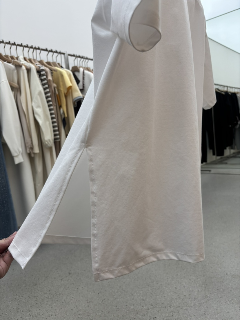 JUJU韓國東大門直郵女士新款推薦時尚職業熱賣人氣26春夏T恤JUJUT恤