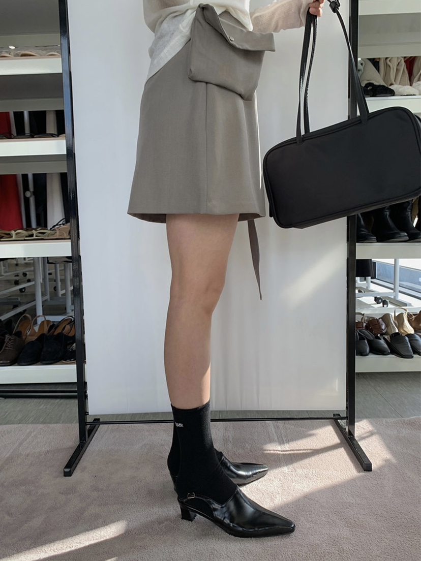 MOMENT韓國直郵女裝新款人氣熱賣26春夏推薦休閑職業短裙MOMENT/RECOVER短裙