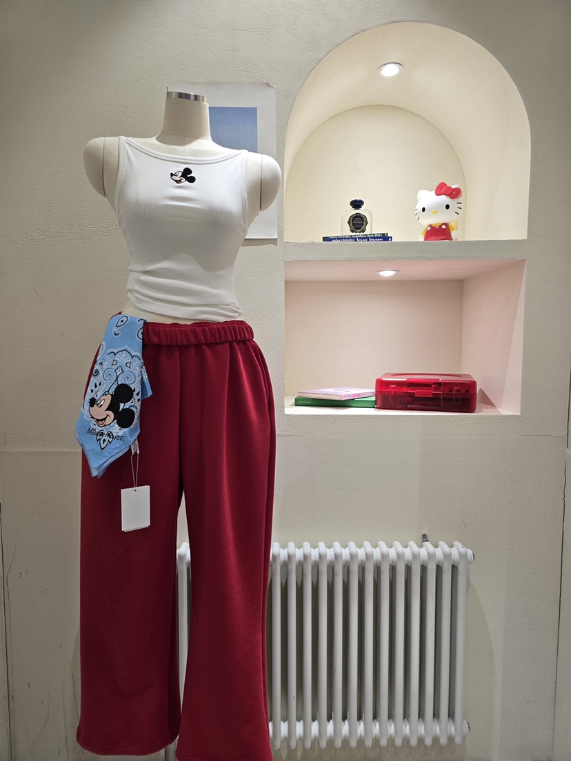 LIKEVAM韓國直郵實拍女裝新品人氣休閑熱賣推薦吊帶背心羅紋LIKEVAM吊帶/背心