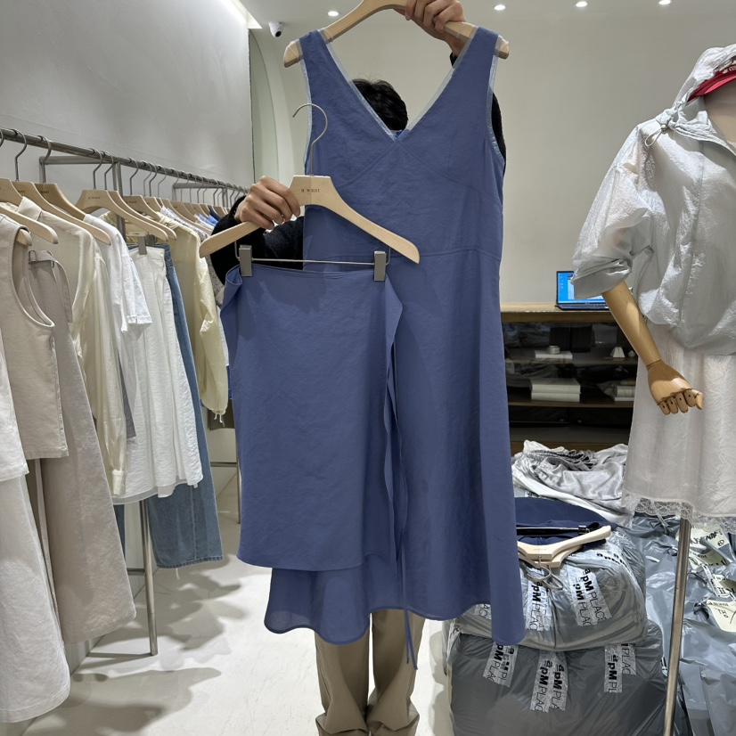 A WANT韓國代購女裝新品26春夏時尚休閑熱賣人氣套裝兩件套A WANT套裝圖色2