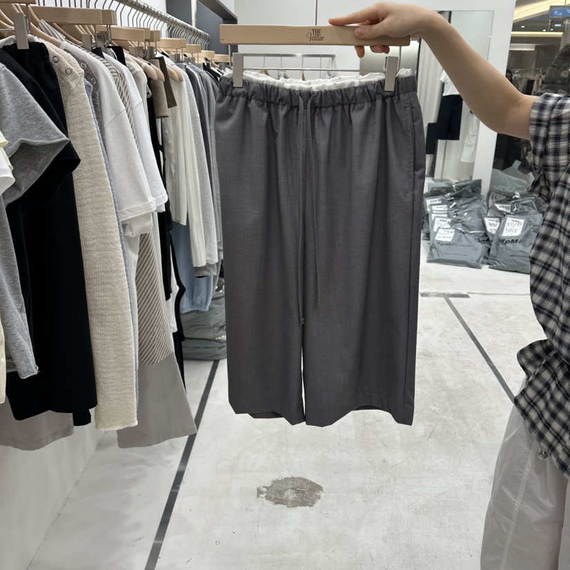 THE VALUE韓國東大門直郵女裝新款熱賣推薦26春夏休閑短褲THE VALUE短褲圖色1