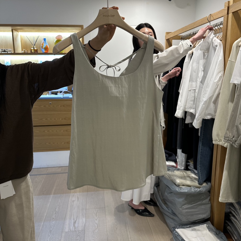 ROUNDER韓國直郵實拍女裝新品推薦人氣時尚熱賣26春夏吊帶背心ROUNDER吊帶/背心圖色1