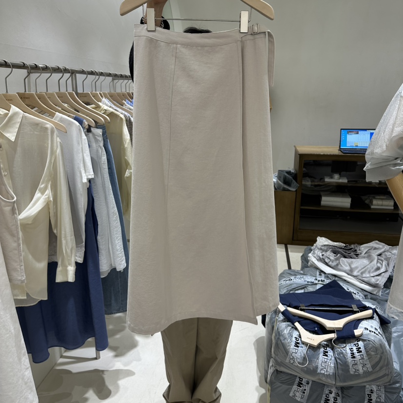 A WANT韓國直郵女士新款推薦休閑26春夏時尚熱賣職業長裙A WANT長裙圖色2