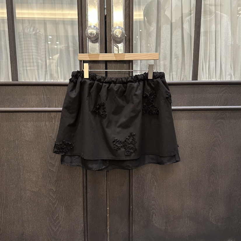 VIBELLE韓國東大門直郵女裝新品熱賣人氣推薦26春夏職業短裙VIBELLE短裙