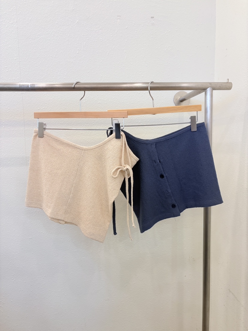 LUMIPLE韓國東大門直郵女士新款人氣熱賣推薦吊帶背心紐扣LUMIPLE吊帶/背心