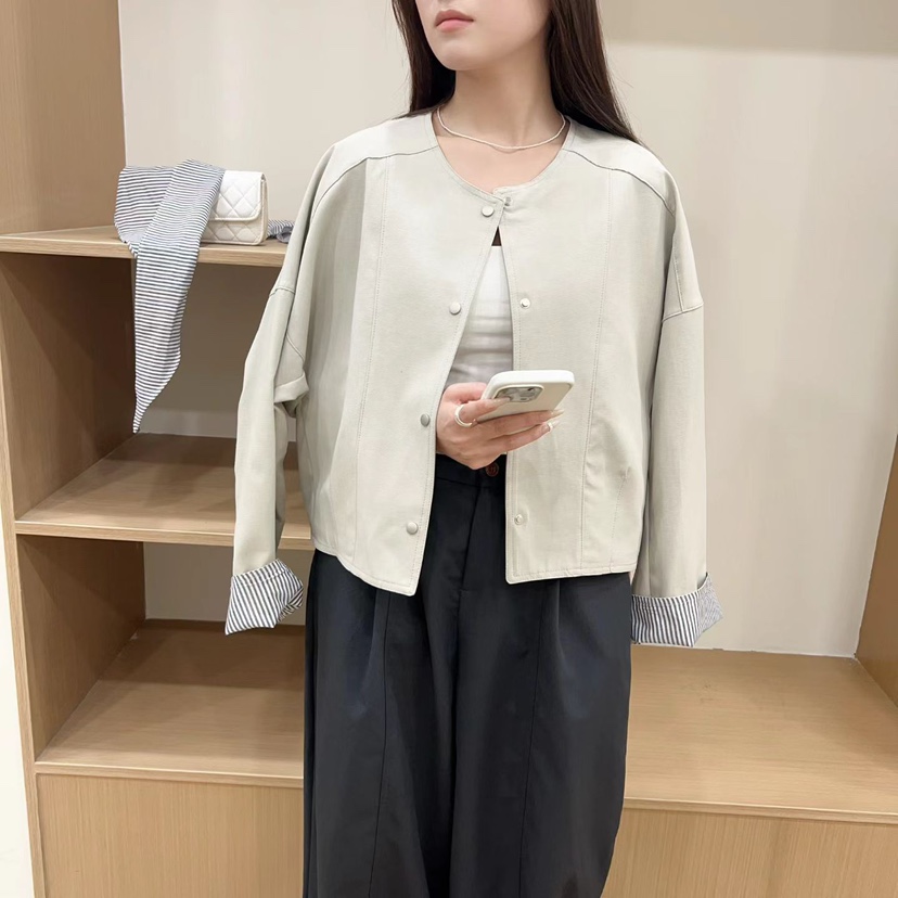 VIVANI東大門實拍女裝新品熱賣推薦休閑夾克含絲巾套裝圍巾VIVANI夾克