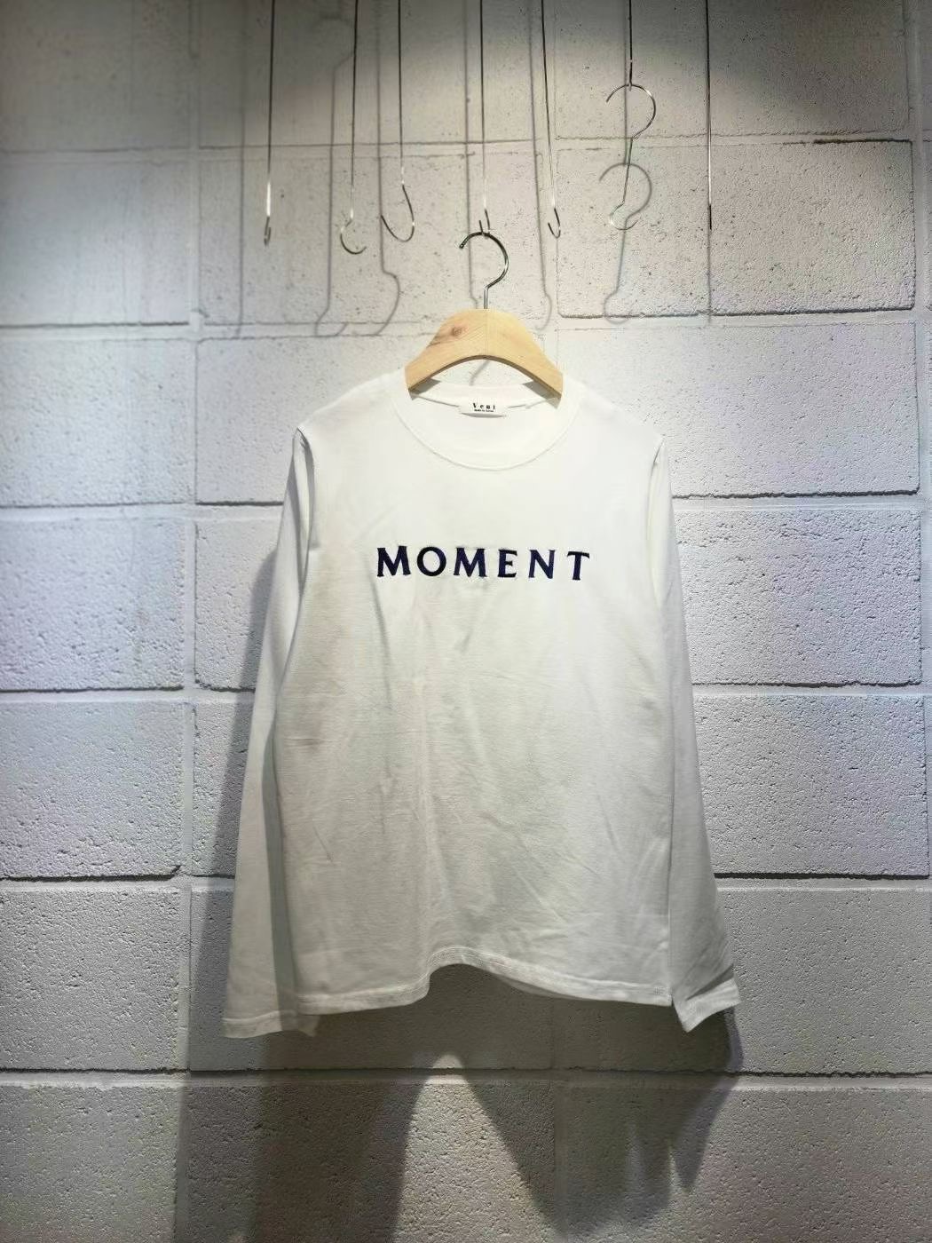 VENI東大門實拍女裝新品真品人氣推薦時尚休閑26春夏長袖T恤VENI長袖T恤圖色1