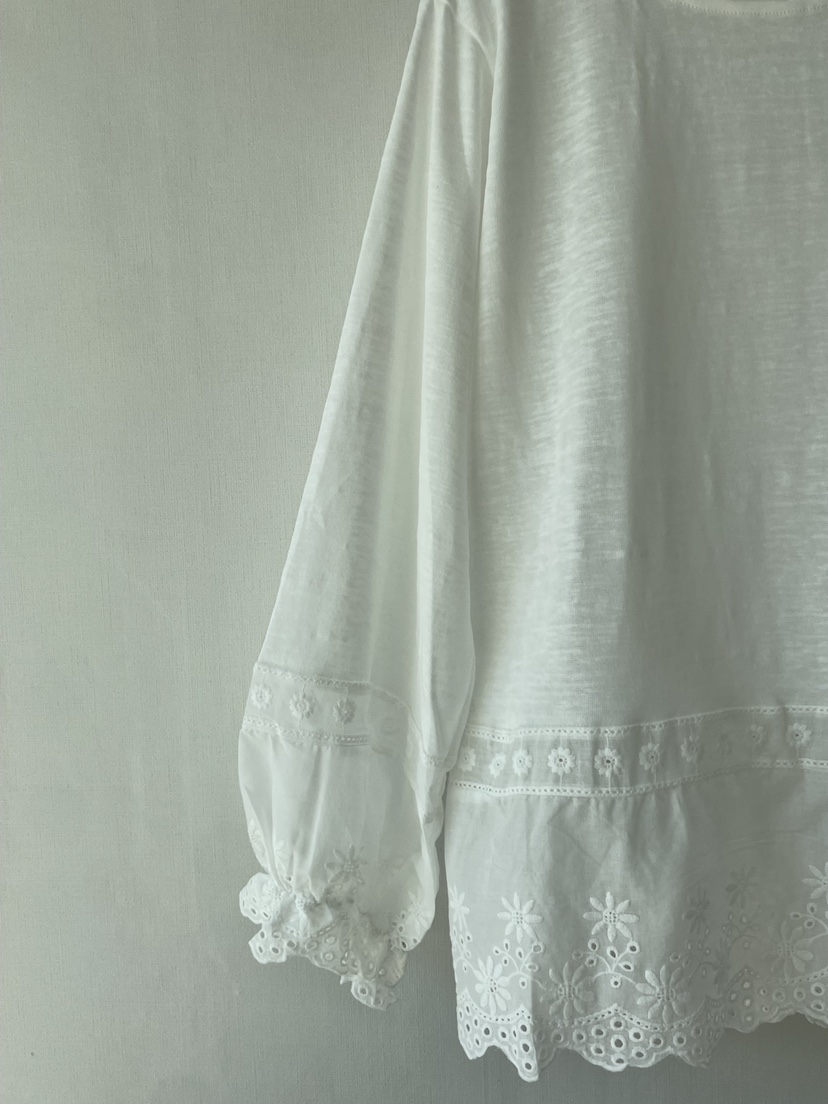 VIVANI韓國直郵女士新品真品推薦人氣時尚長袖T恤不含包蕾絲VIVANI長袖T恤