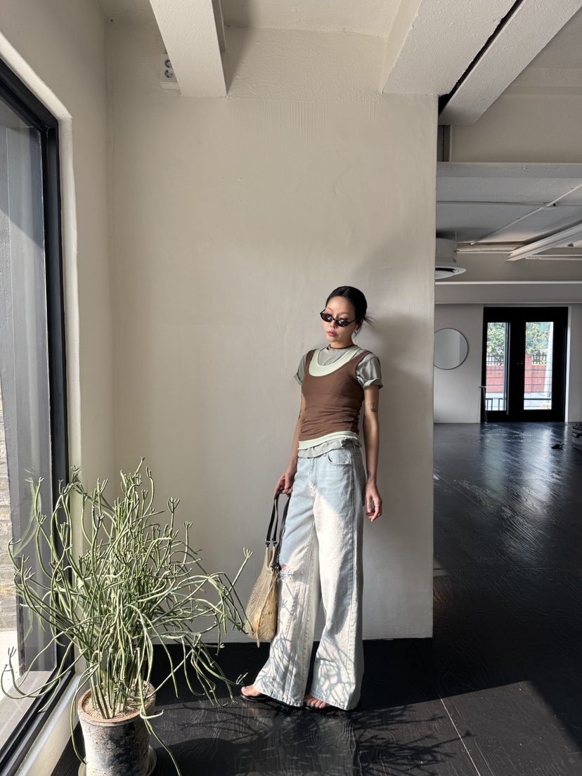 LIMLIMLIM韓國東大門代購女裝新款時尚人氣牛仔褲水洗牛仔布LIM LIM LIM牛仔褲