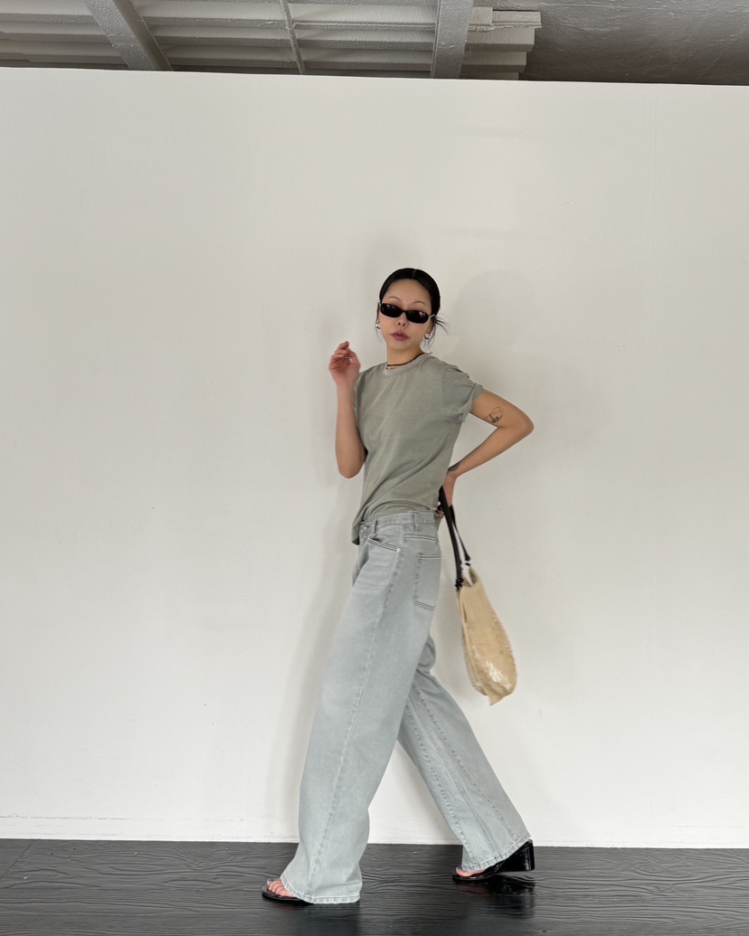 LIMLIMLIM韓國東大門代購女裝新款時尚人氣牛仔褲水洗牛仔布LIM LIM LIM牛仔褲