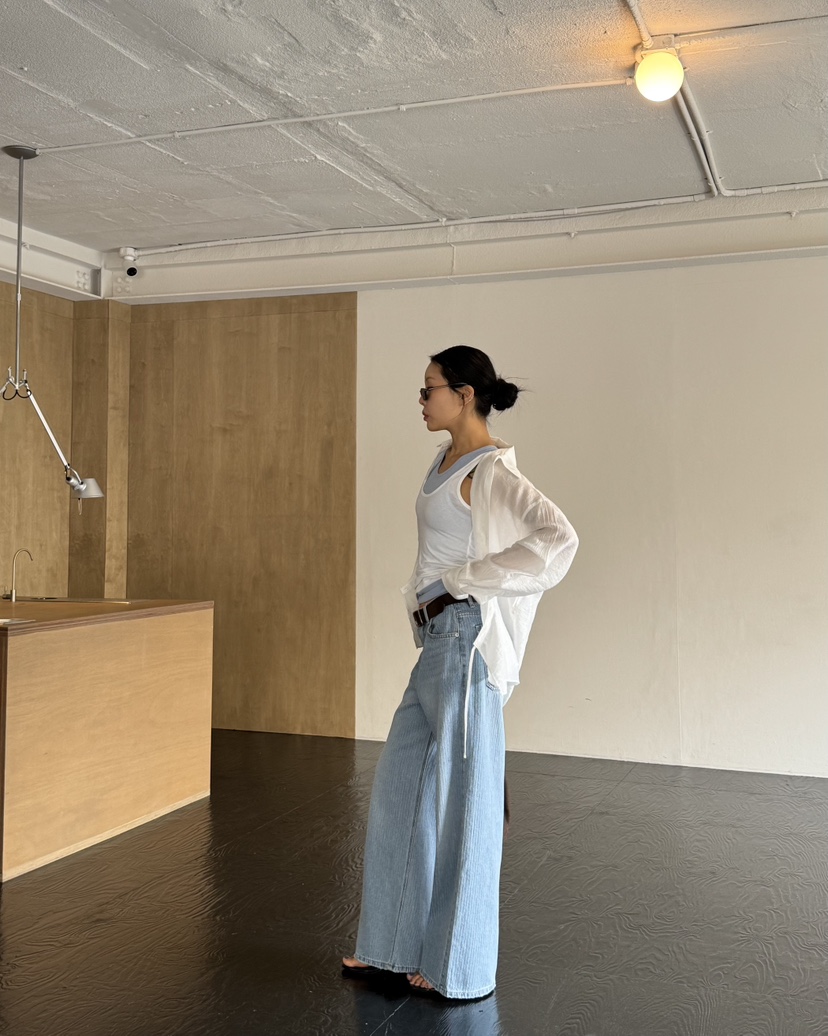 LIMLIMLIM韓國代購女裝新品熱賣時尚推薦職業26春夏襯衫蕾絲衫LIM LIM LIM襯衫/蕾絲衫