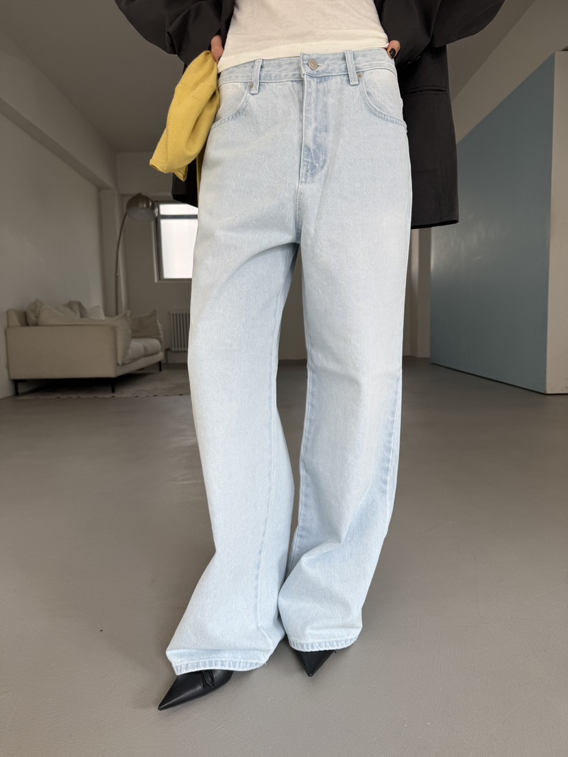 LIMLIMLIM韓國東大門直郵女裝新款時尚人氣職業牛仔褲復古LIM LIM LIM牛仔褲圖色1淺色