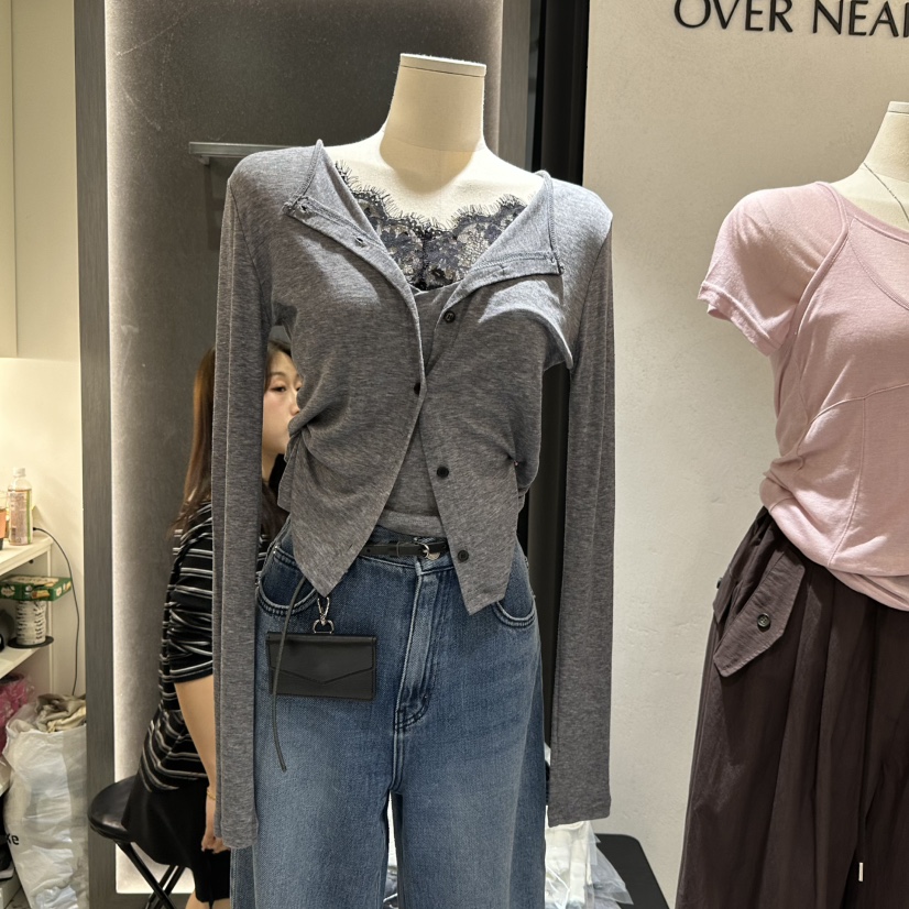 OVER NEAR韓國代購女士新品推薦職業休閑26春夏長袖T恤假兩件OVER NEAR長袖T恤圖色1