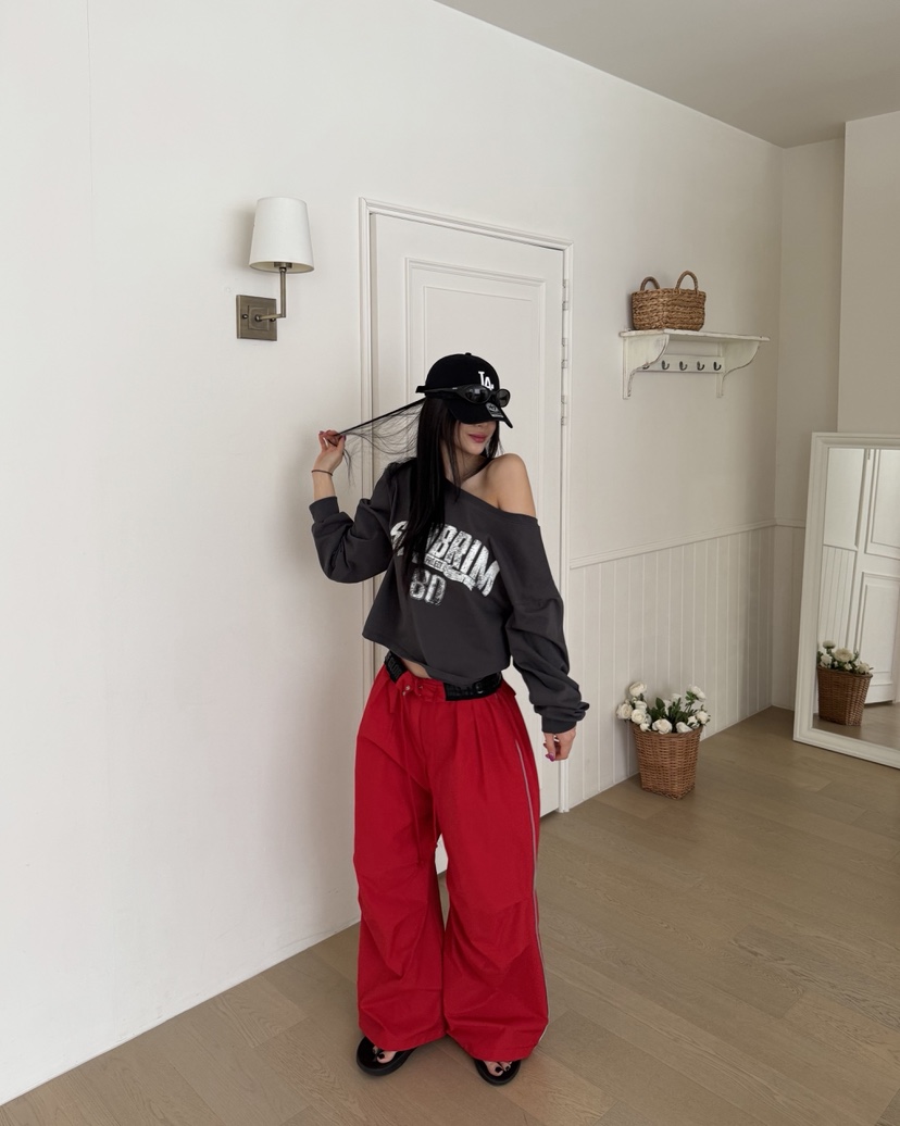 OKIE韓國東大門直郵女裝新款時尚休閑職業推薦26春夏長袖T恤OKIE長袖T恤