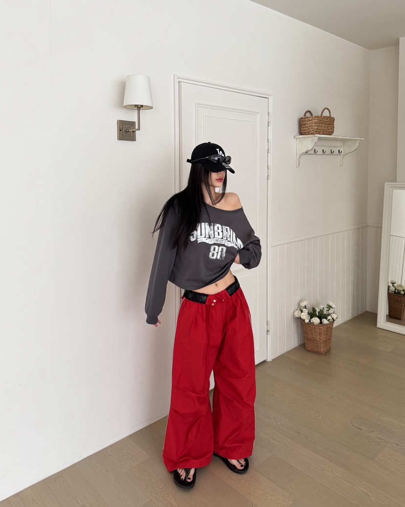 OKIE韓國東大門直郵女裝新款時尚休閑職業推薦26春夏長袖T恤OKIE長袖T恤