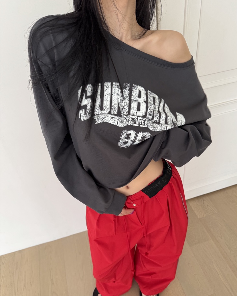 OKIE韓國東大門直郵女裝新款時尚休閑職業推薦26春夏長袖T恤OKIE長袖T恤