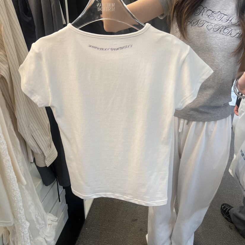 MORE THAN YESTERDAY/LOVE YOU SO MUCH韓國直郵女士新品人氣T恤皮革LYSM/MORE THAN YESTERDAYT恤