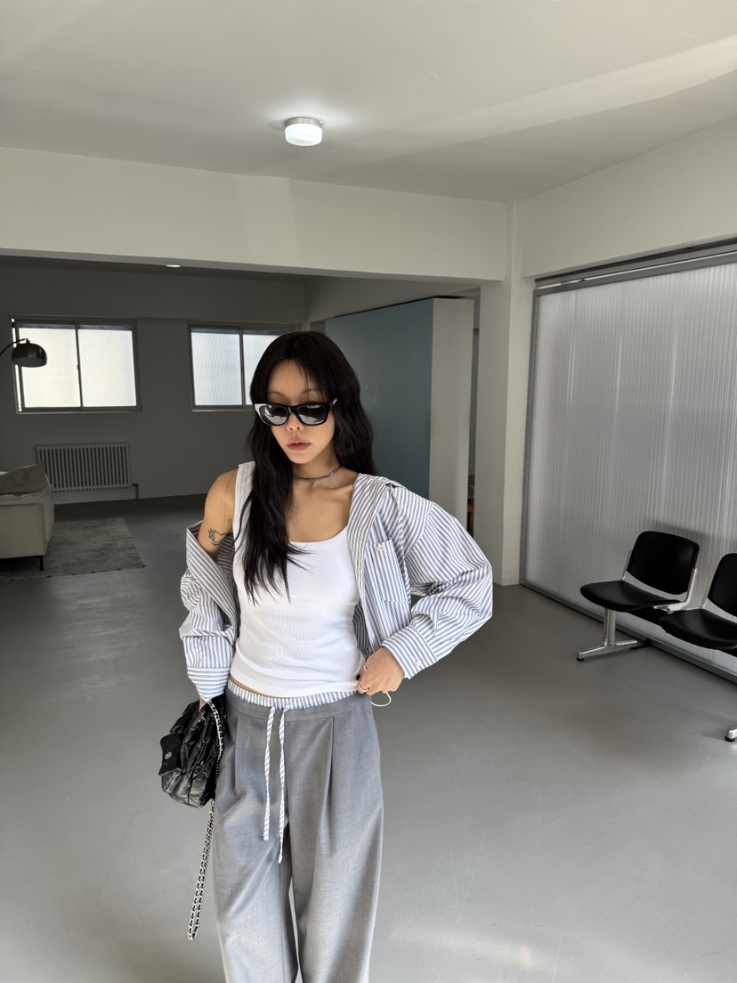 LIMLIMLIM韓國東大門代購女士新款26春夏襯衫蕾絲衫連帽衫LIM LIM LIM襯衫/蕾絲衫