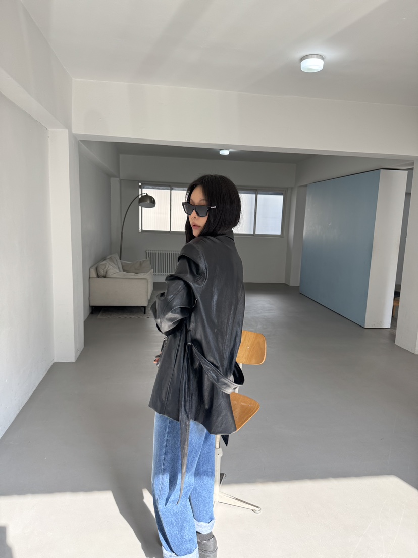 LIMLIMLIM韓國直郵實拍女士新品熱賣休閑時尚皮衣含腰帶皮革LIM LIM LIM皮衣