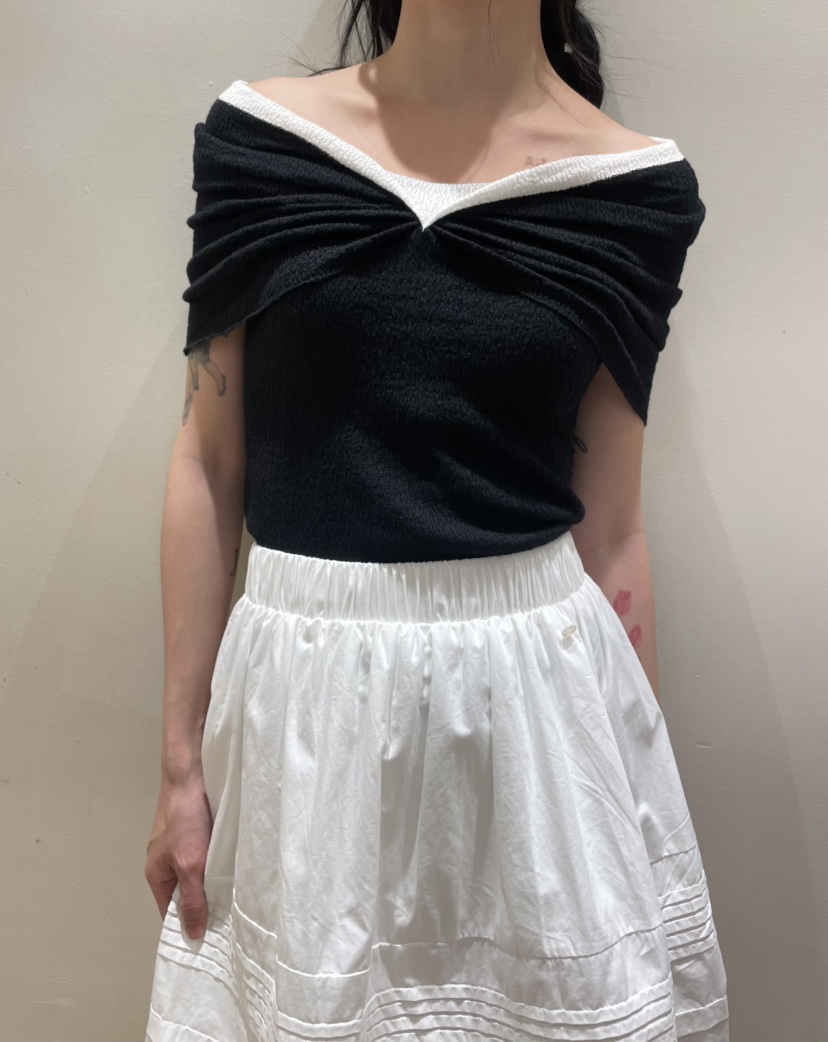 NEOUL韓國東大門代購女裝新款時尚推薦職業熱賣人氣吊帶背心NEOUL/ahin雙領標簽吊帶/背心