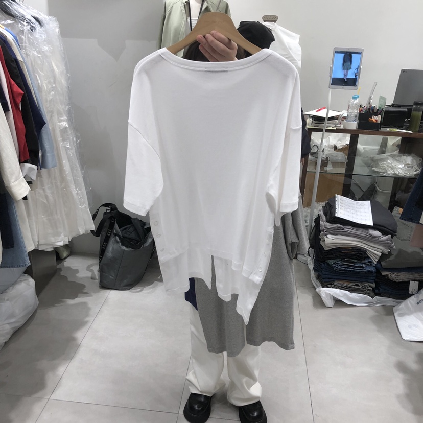 ANN MARGRET韓國代購女裝新款時尚T恤不對稱GRETA.YT恤