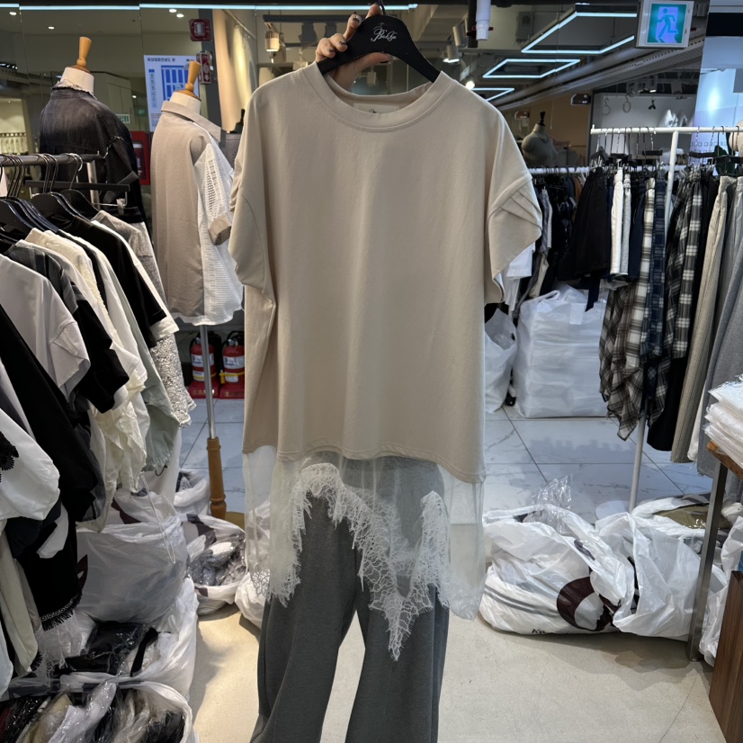 空韓國直郵女裝新品熱賣人氣時尚休閑26春夏職業推薦T恤蕾絲空T恤圖色2