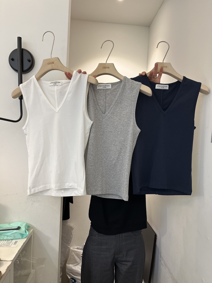 OUVIR韓國直郵實拍女裝新品推薦時尚26春夏休閑吊帶背心V領O.V.R/OUVIR吊帶/背心