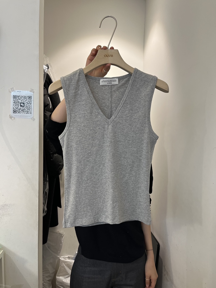 OUVIR韓國直郵實拍女裝新品推薦時尚26春夏休閑吊帶背心V領O.V.R/OUVIR吊帶/背心圖色3