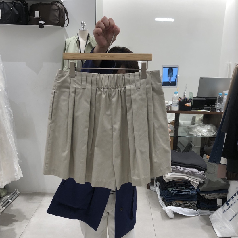 ANN MARGRET韓國直郵實拍女裝新品人氣短褲褶皺GRETA.Y短褲