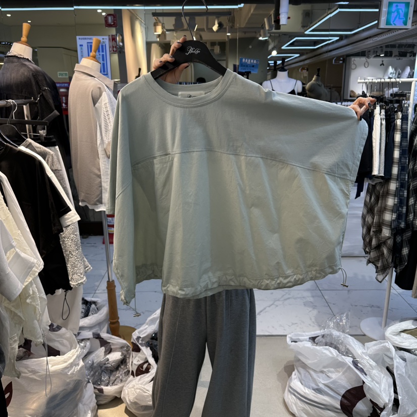 空韓國代購女士新品休閑人氣時尚26春夏推薦職業熱賣T恤口袋空T恤圖色2