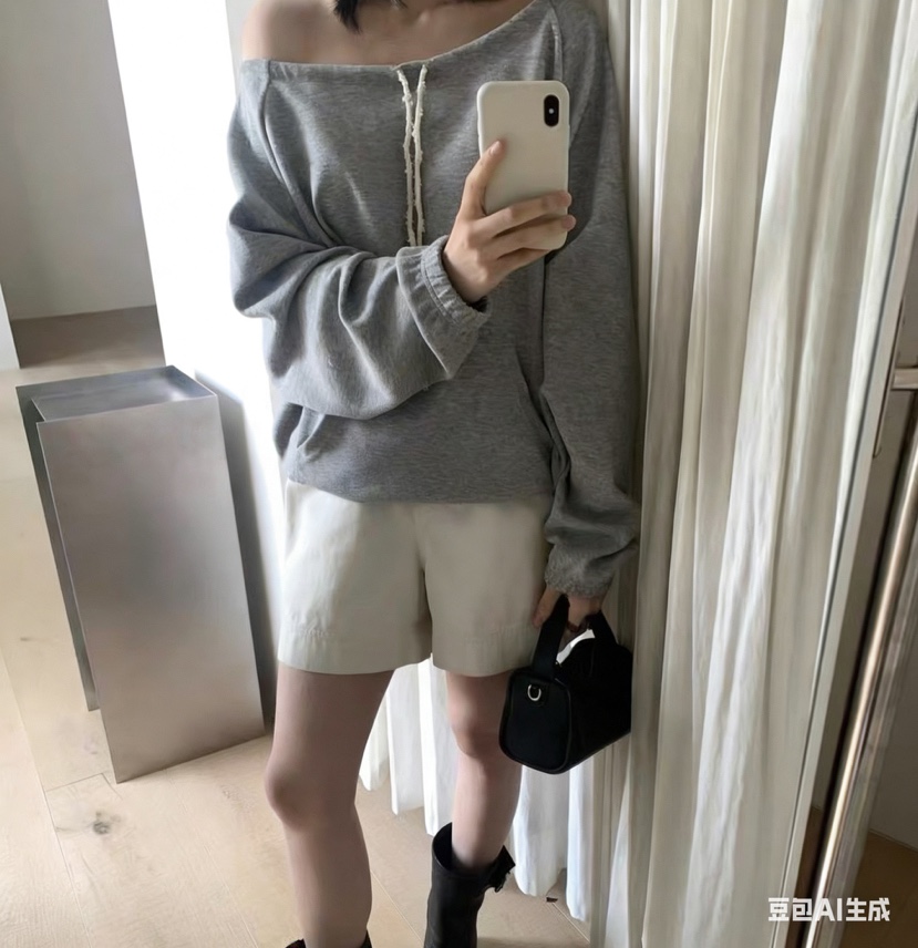 SIHO ARCHIVE韓國直郵實拍女裝新品休閑推薦時尚衛衣露肩SIHO ARCHIVE衛衣圖色2